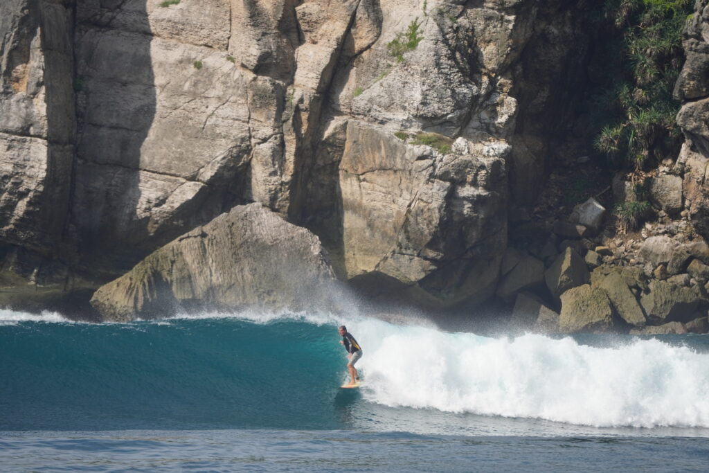 Surfing West Sumbawa